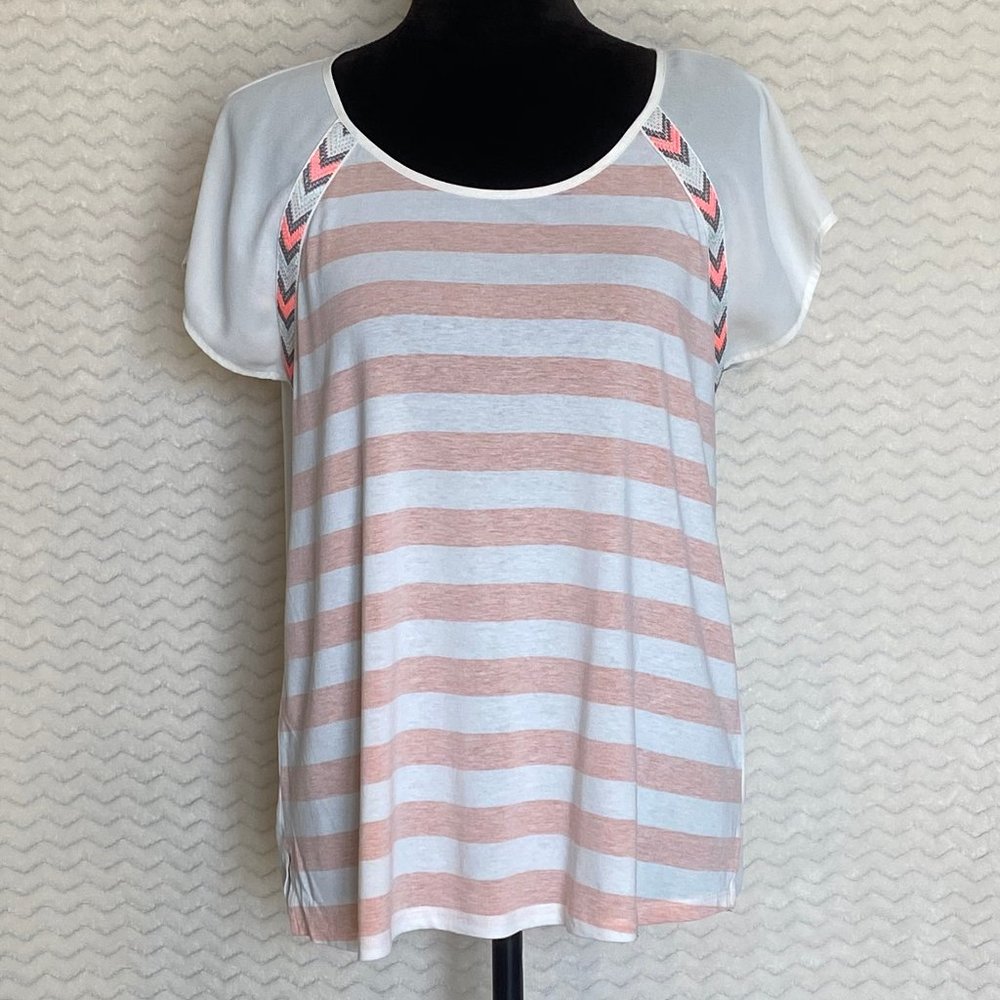 EUC Skies are Blue Colina Mix Material Knit Top